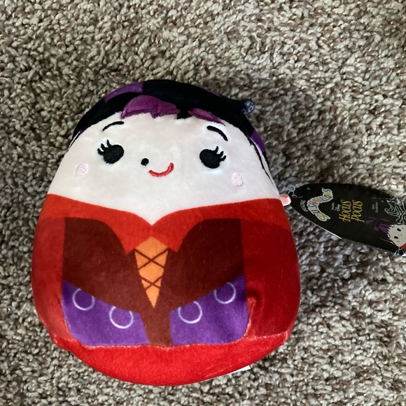 NWT 5” Hocus Pocus Squishmallow Set
Halloween - Picture 2 of 7